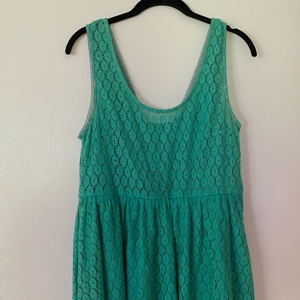Dress - Picture 2 of 4